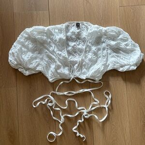 SHEIN Textured White Crop Top